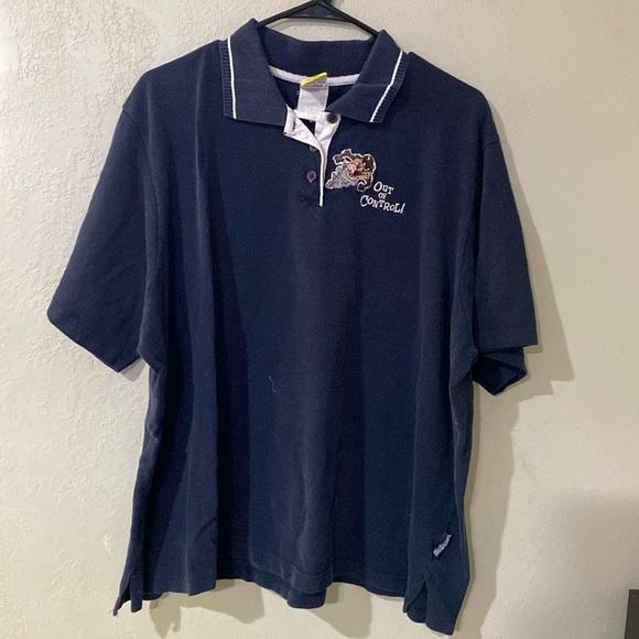 Warner Bros. Tops - Looney Tunes Taz women’s collared shirt size 26/28